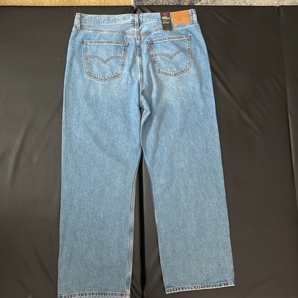 LOOSE STRAIGHT WOMEN'S JEANS​ - Picture 2 of 6